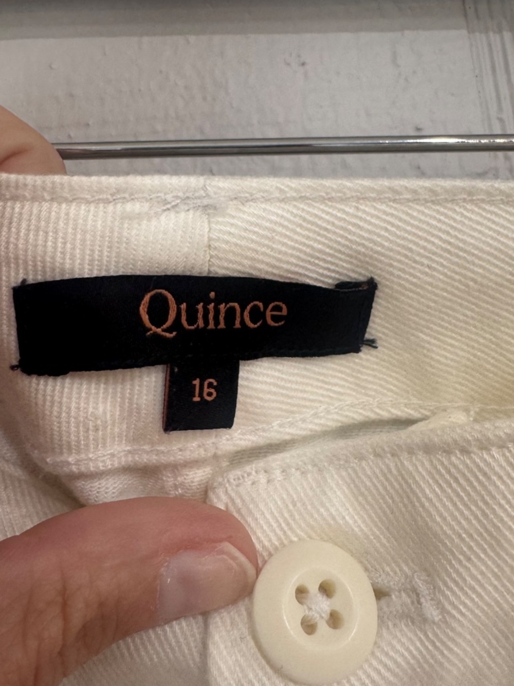 Quince Women's Organic Stretch Cotton Twill Utility Shorts in Ivory Sz 16 NWT - Picture 4 of 8